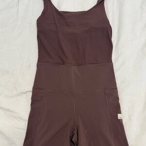 Vuori Ribbed Studio Onsie